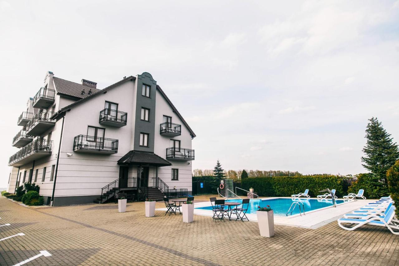 Hotel Dw Airen Trzęsacz Exteriér fotografie